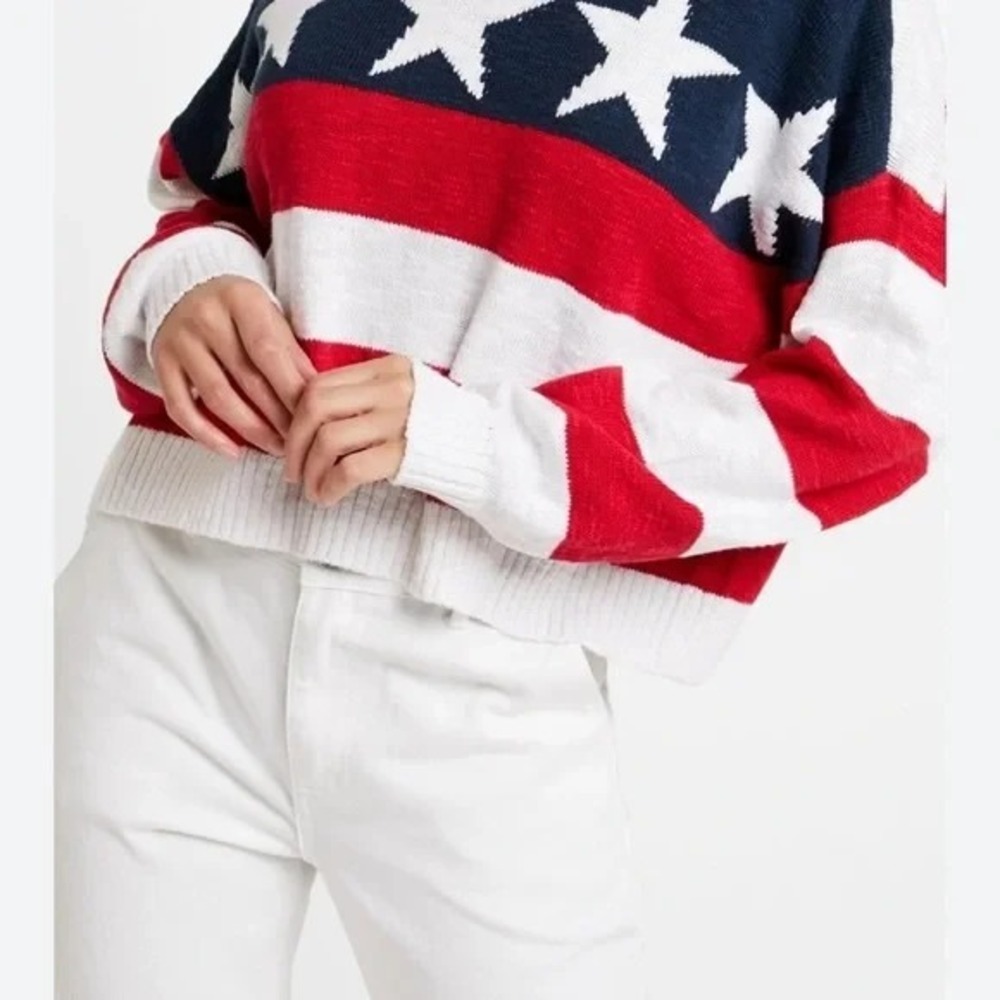 Hollister American Flag Bold Knit Pullover Sweater Relaxed Fit Short SMALL Stars